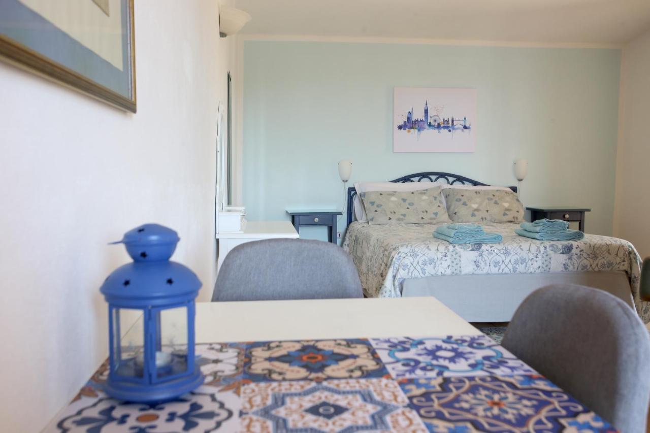 Ca' La Stella Sea-View Apartments Porto Azzurro Εξωτερικό φωτογραφία